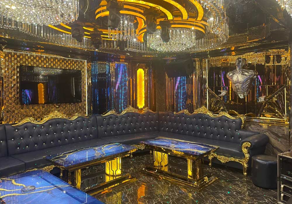 Đặt Phòng Karaoke Royal Club – Phòng Hát VIP Sang Trọng Tại 97 Cầu Giấy
