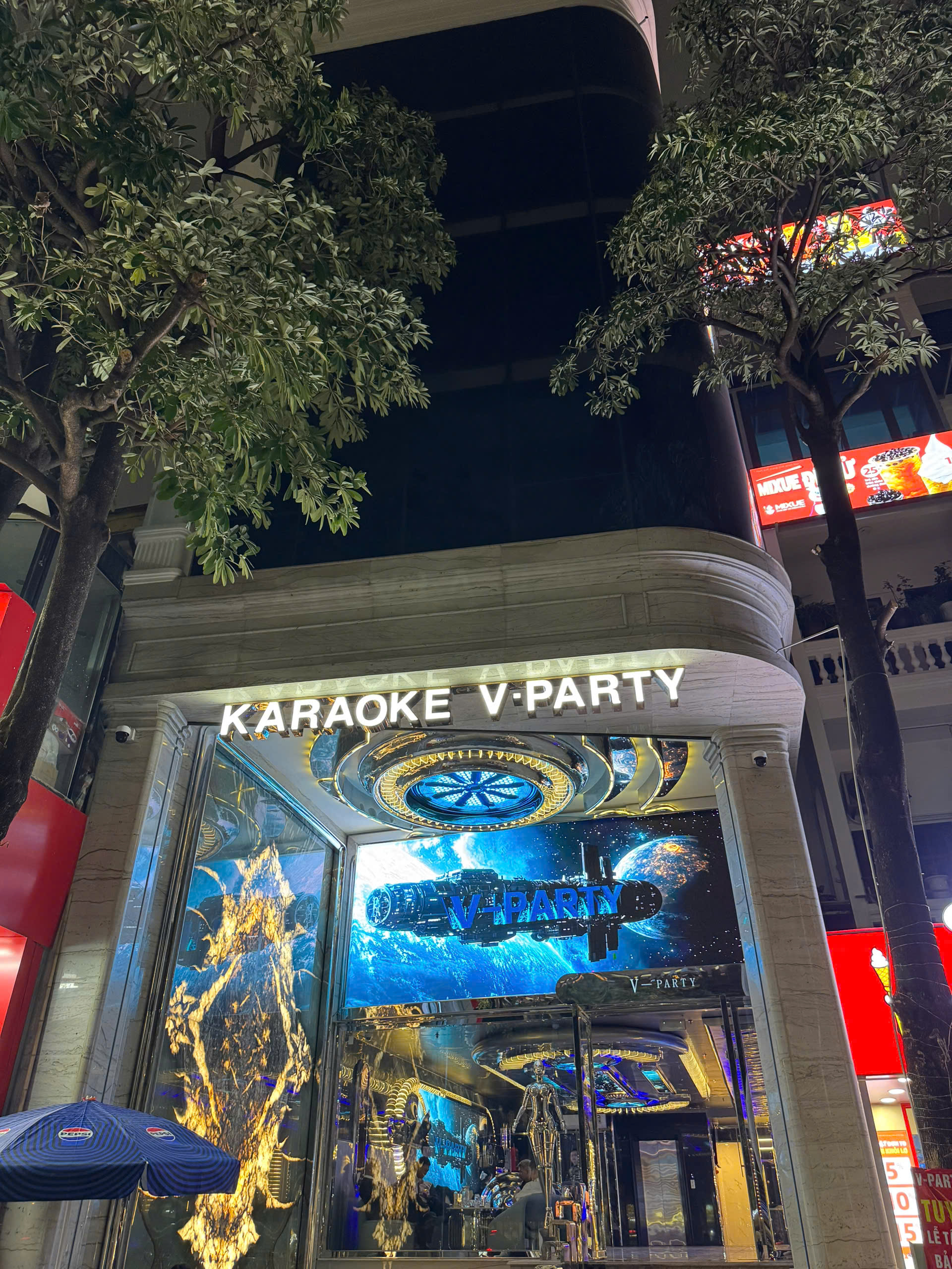 Karaoke V-Party 5 Hồ Đắc Di || Đặt Phòng Ngay