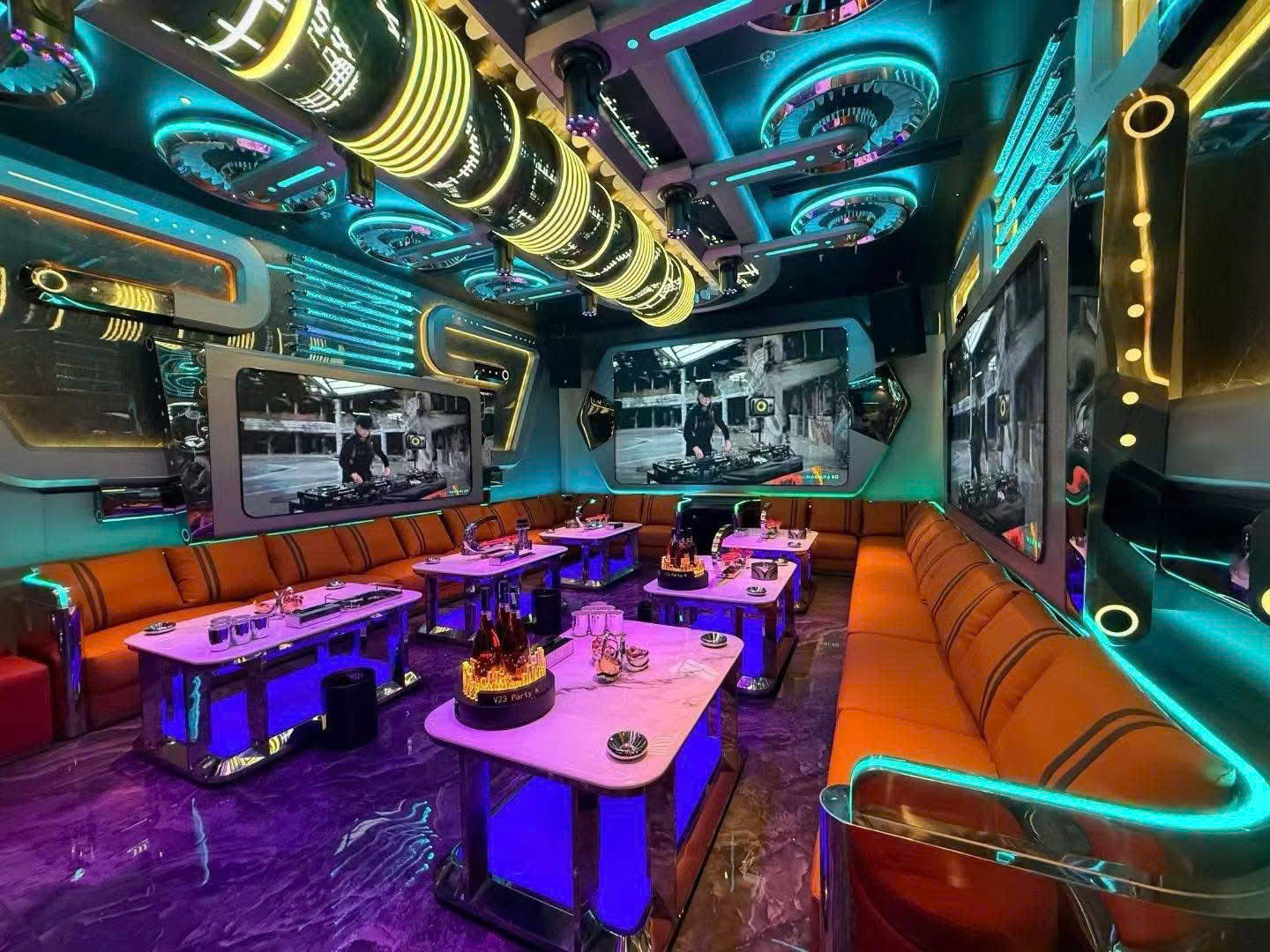 Karaoke Royal Club 97 Cầu Giấy || Đặt Phòng Ngay