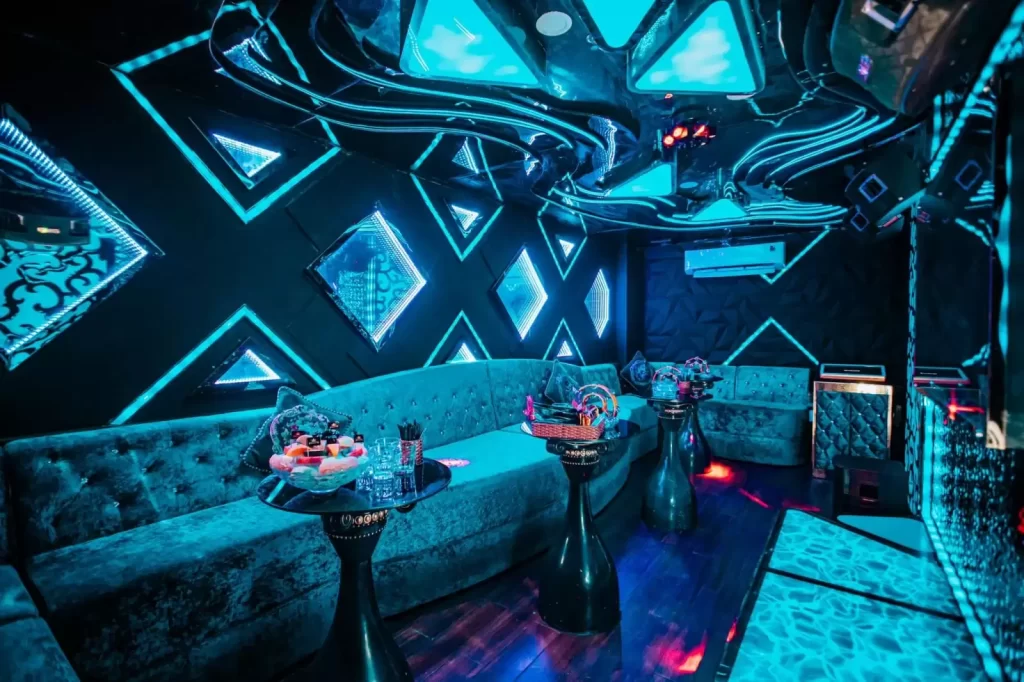 Karaoke Thượng Hải KTV 229 Tây Sơn