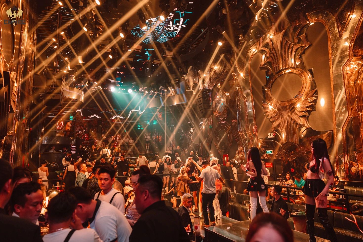 Bar EMPIRE CLUB Quận 1